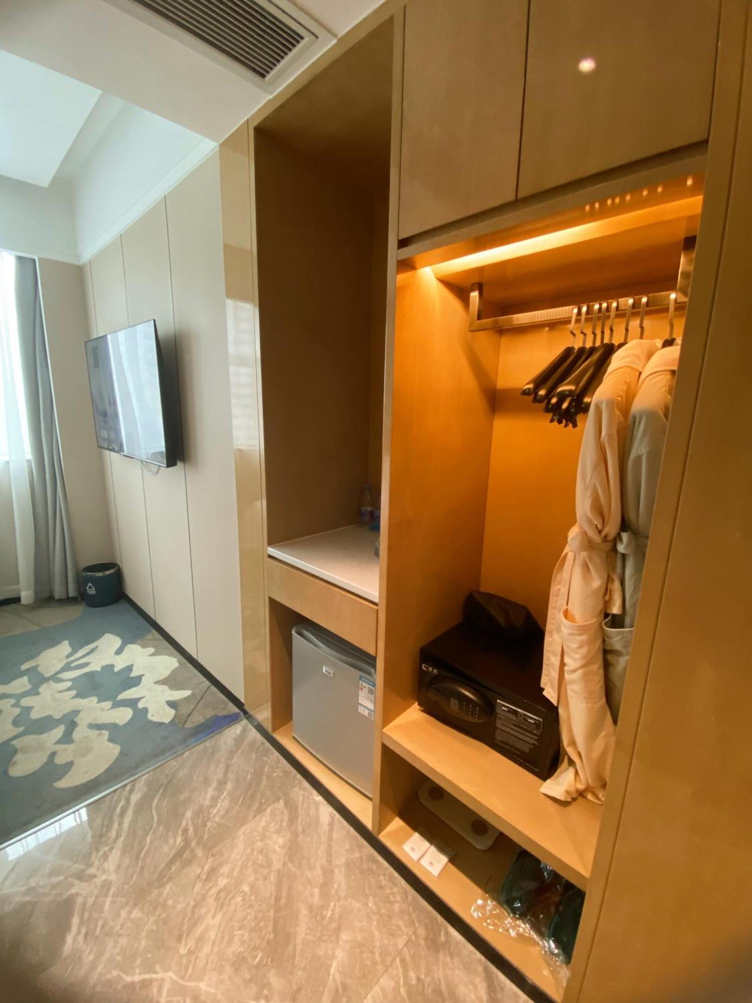 Paco Hotel Shenzhen Luohu Port 外观 照片